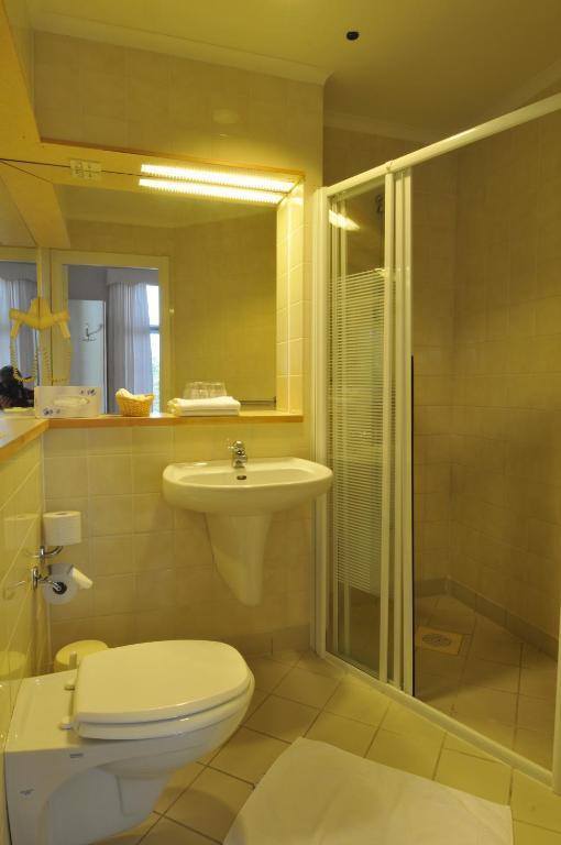 Hotel Vinterpalatset Kiruna Room photo